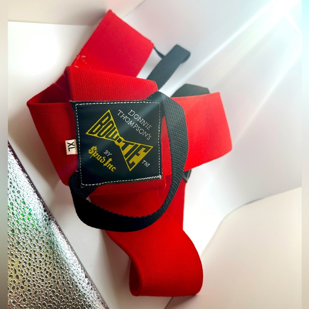 Donnie Thompson’s BOW-TIE sz XL (Red)